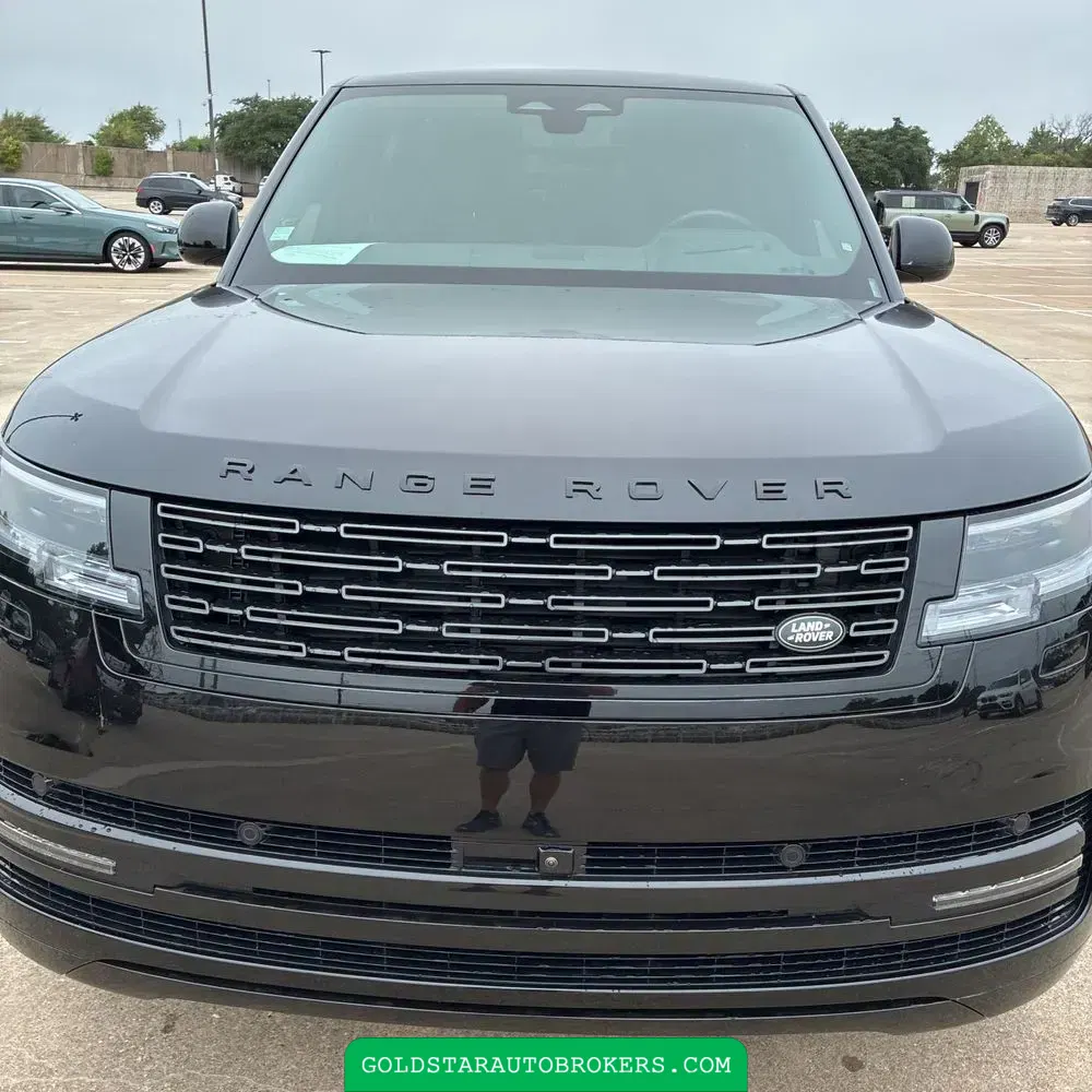 2025 Land Rover Range Rover SE P530