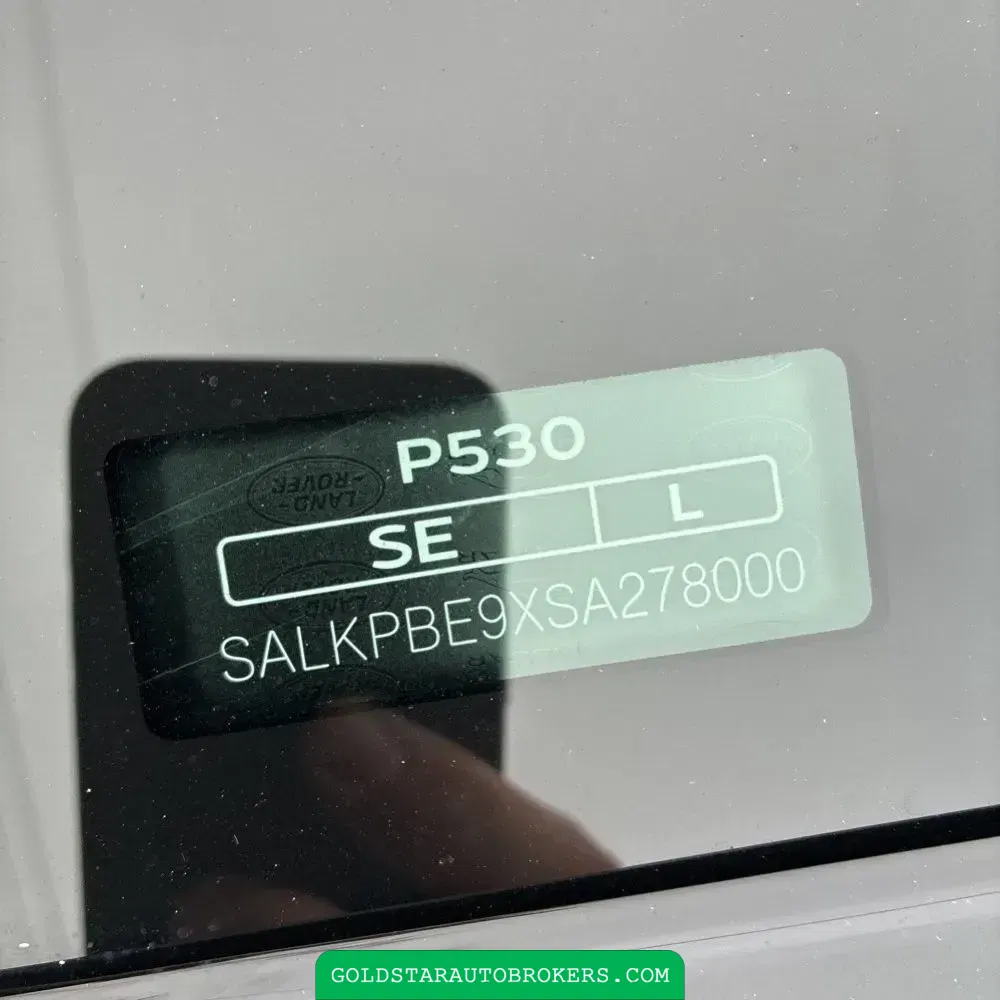 2025 Land Rover Range Rover SE P530