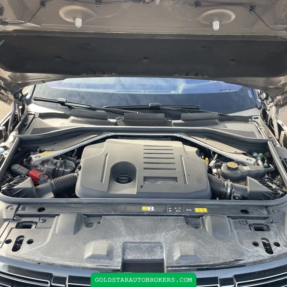 2023 Land Rover Range Rover P400 SE LWB