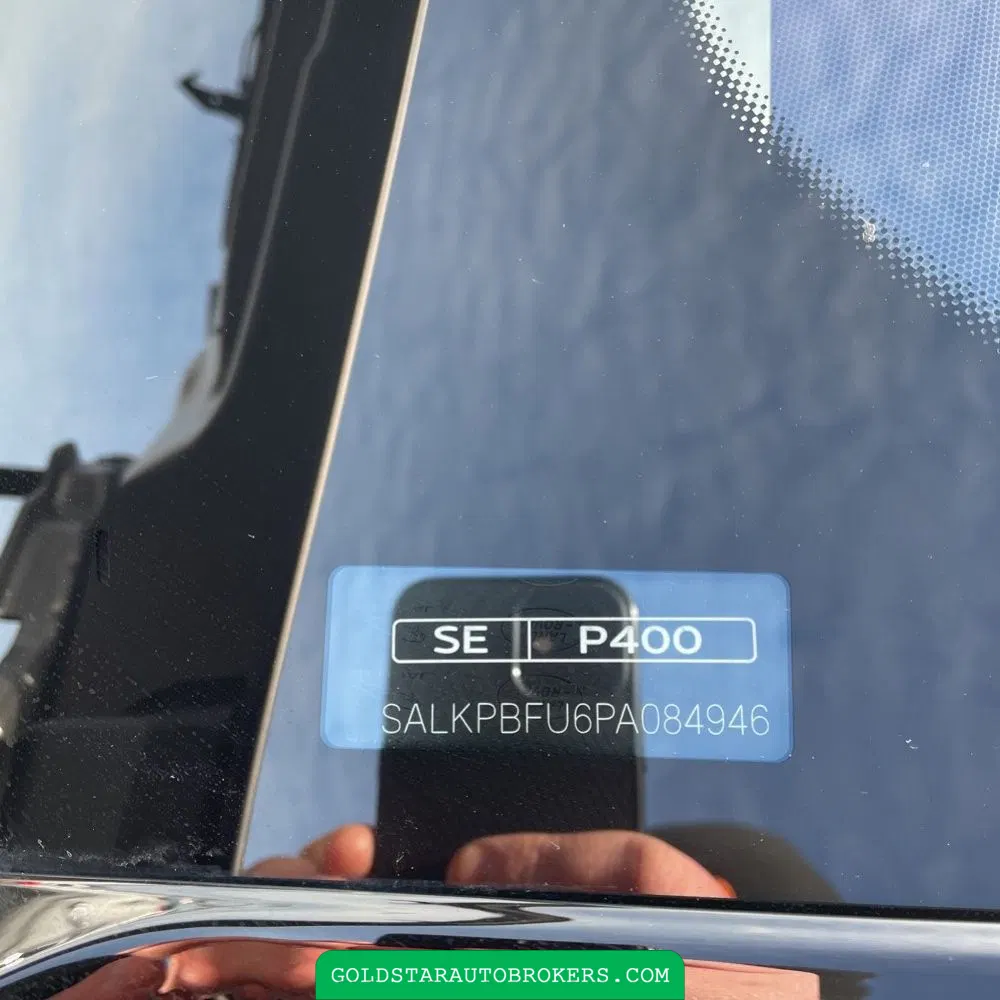 2023 Land Rover Range Rover P400 SE LWB