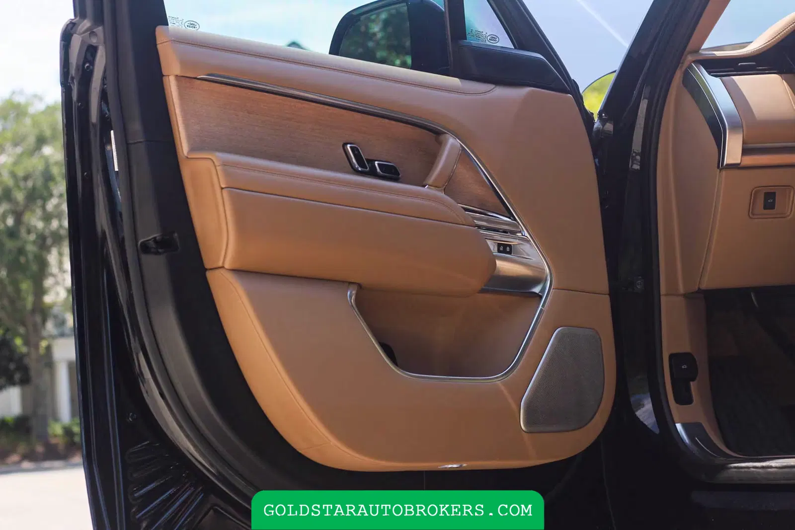 2023 Land Rover Range Rover SV