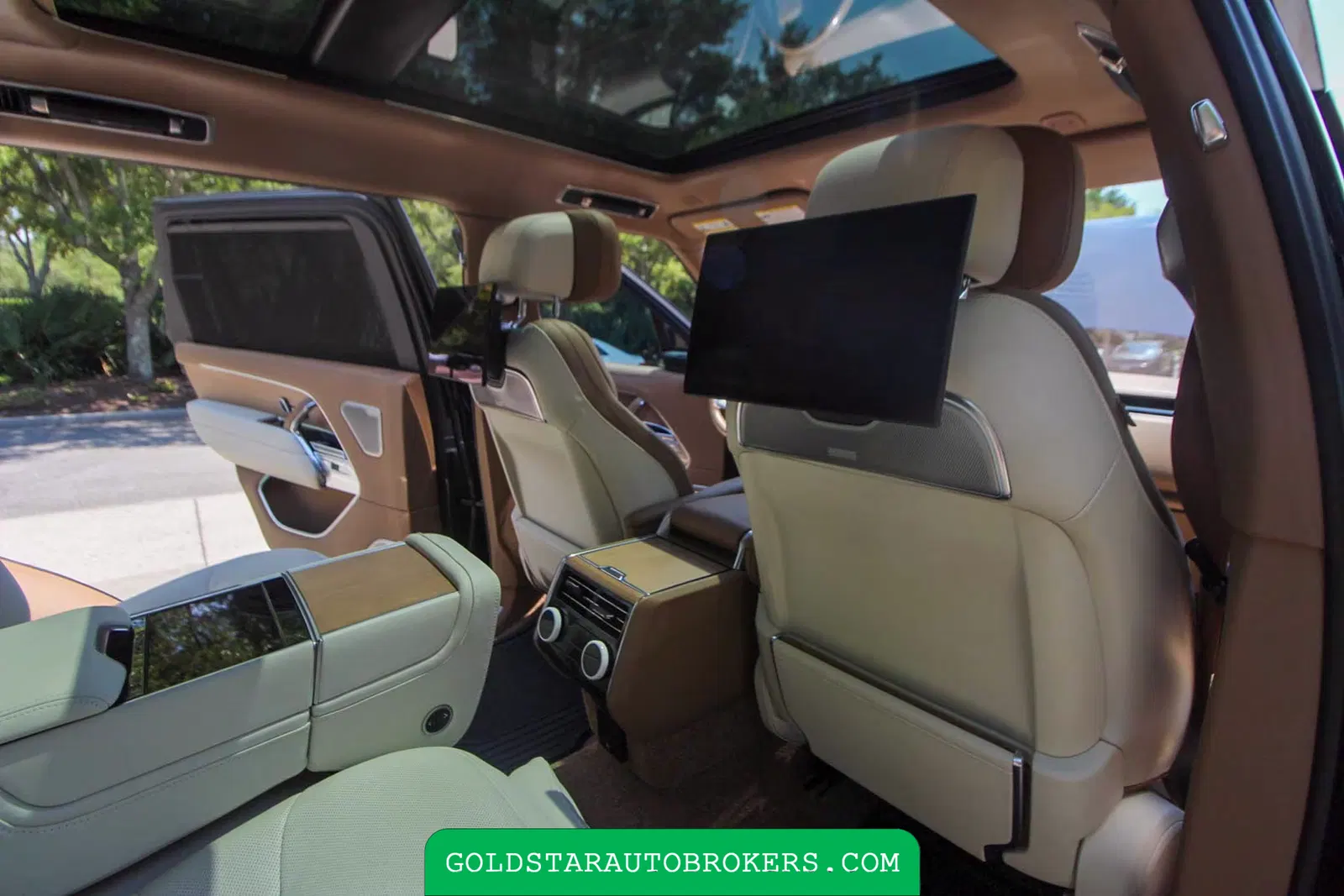 2023 Land Rover Range Rover SV