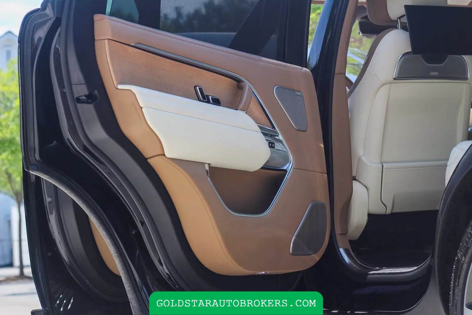 2023 Land Rover Range Rover SV
