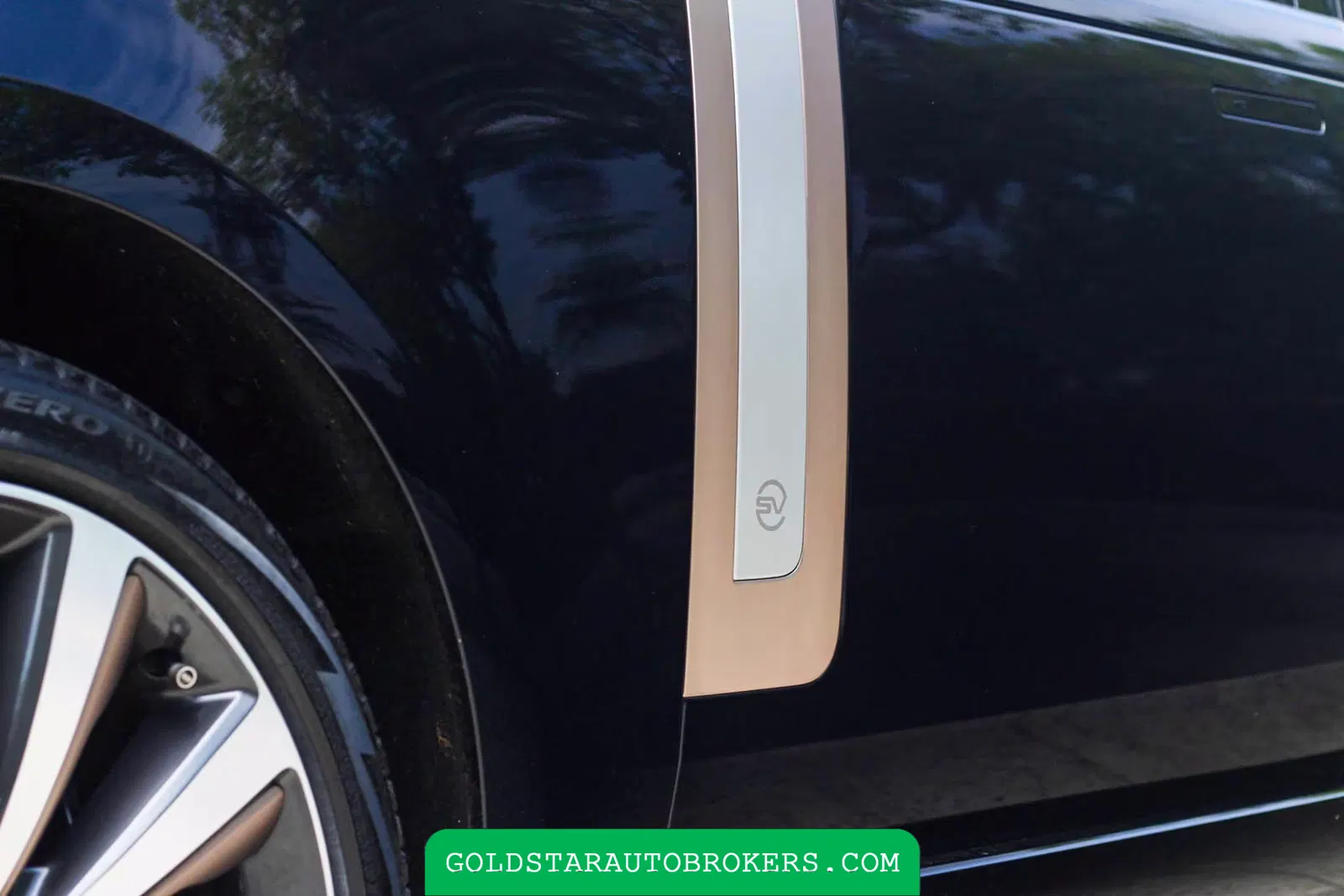 2023 Land Rover Range Rover SV