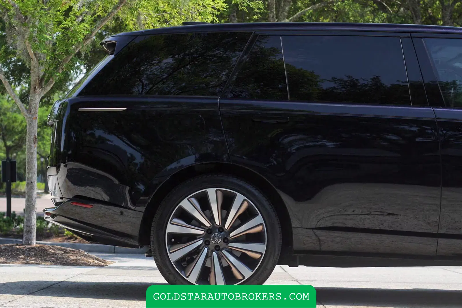 2023 Land Rover Range Rover SV