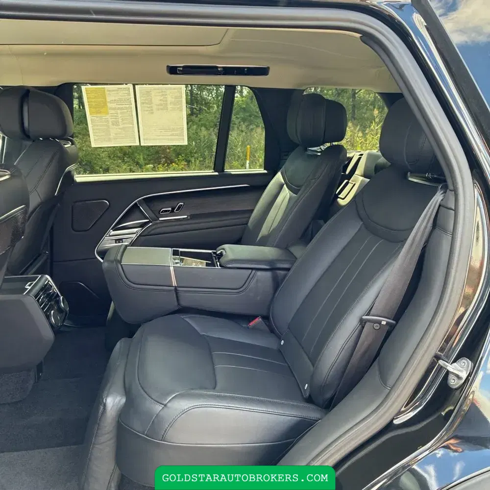 2023 Land Rover Range Rover P530 First Edition LWB