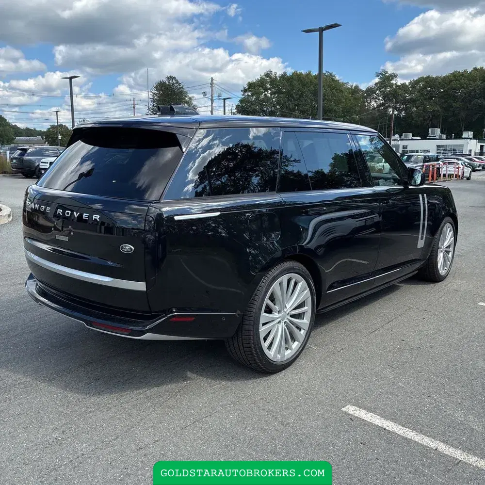 2023 Land Rover Range Rover P530 First Edition LWB