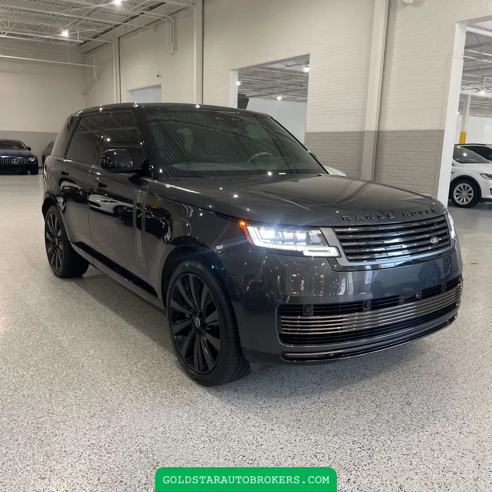 2024 Land Rover Range Rover SV P615