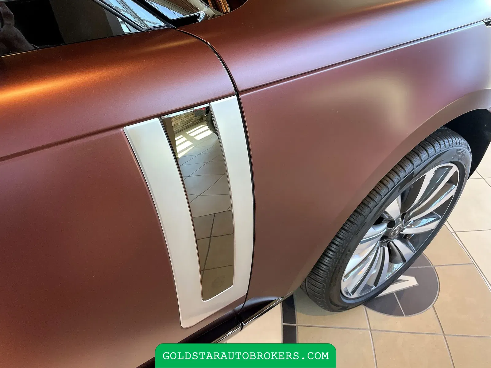 2024 Land Rover Range Rover P615 SV SWB