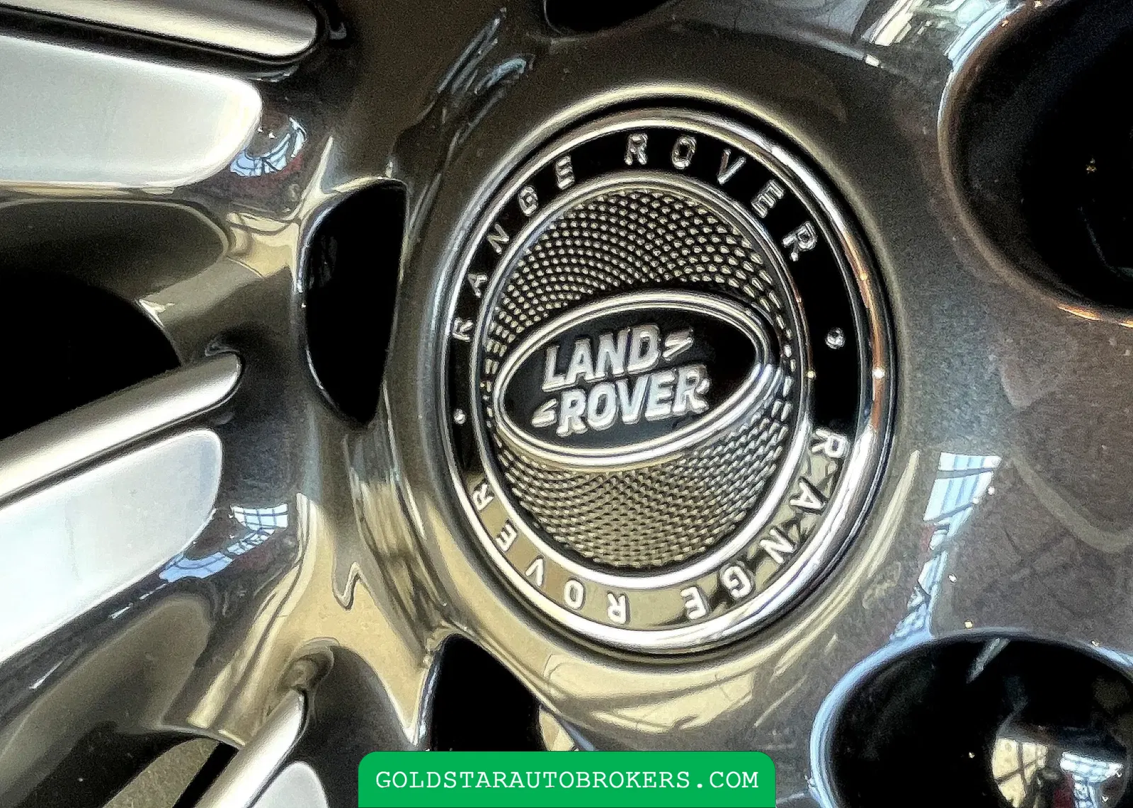 2024 Land Rover Range Rover P615 SV SWB