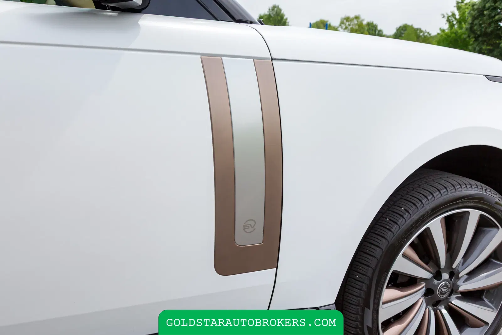 2024 Land Rover Range Rover SV LWB P615 Signature Suite