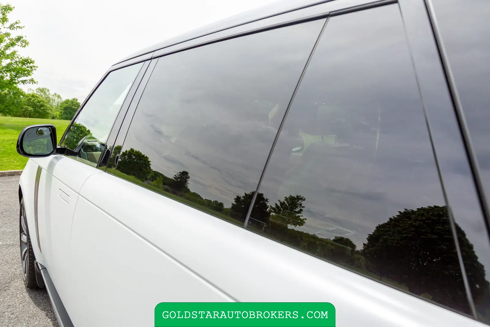 2024 Land Rover Range Rover SV LWB P615 Signature Suite