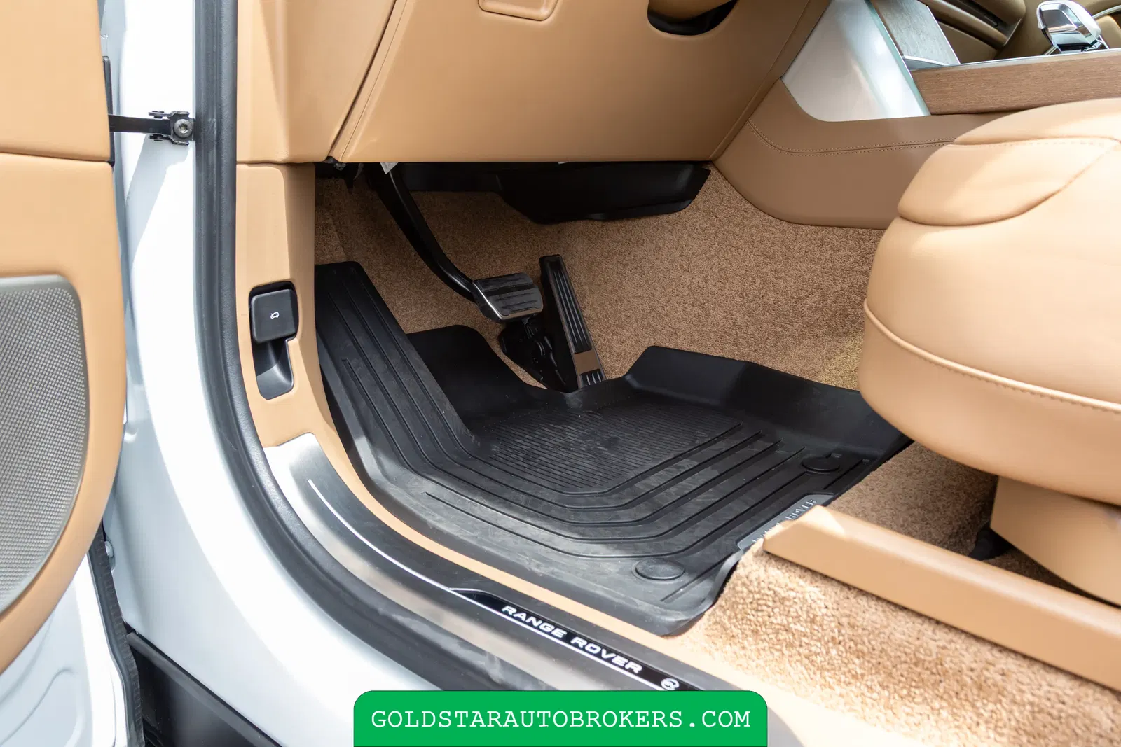 2024 Land Rover Range Rover SV LWB P615 Signature Suite