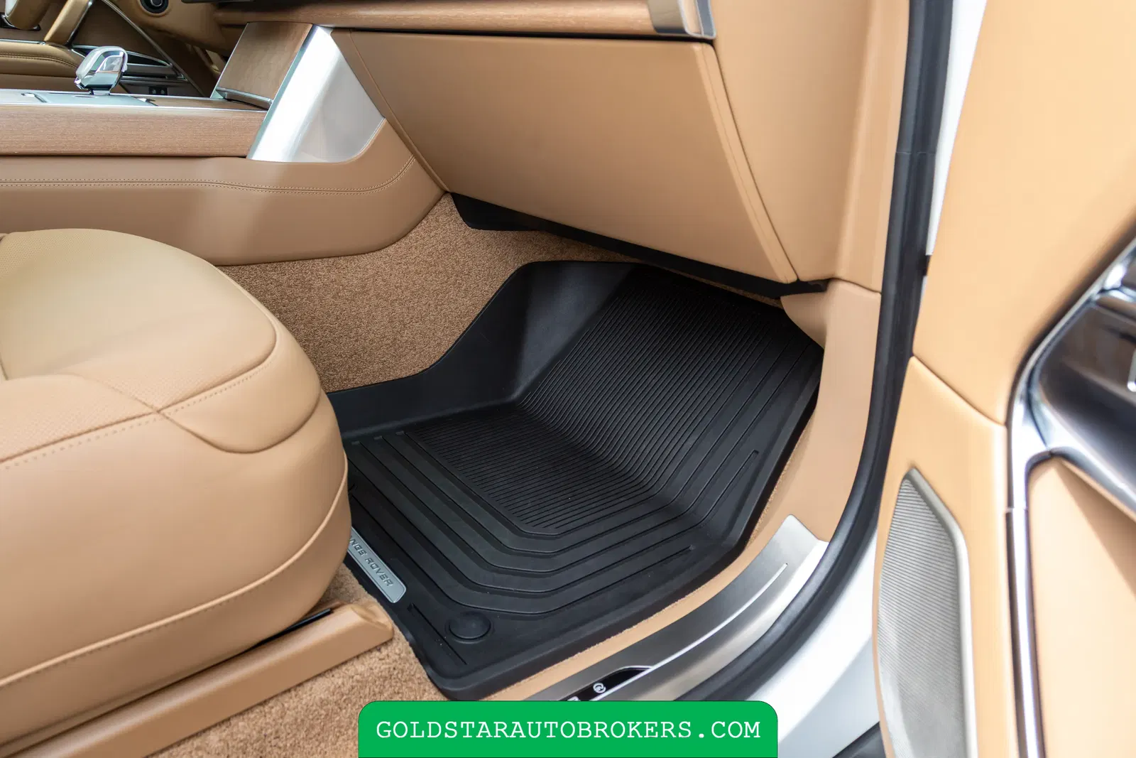 2024 Land Rover Range Rover SV LWB P615 Signature Suite