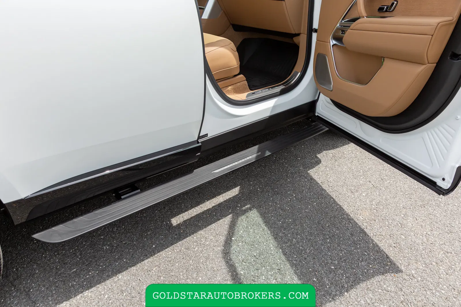 2024 Land Rover Range Rover SV LWB P615 Signature Suite