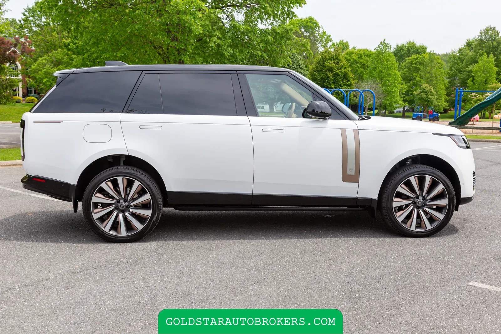 2024 Land Rover Range Rover SV LWB P615 Signature Suite