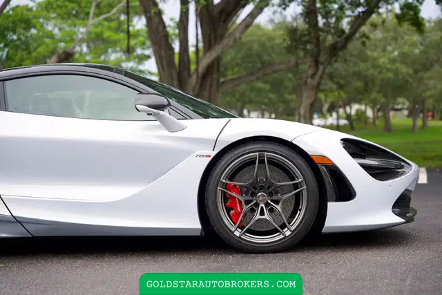 2018 McLaren 720S Luxury