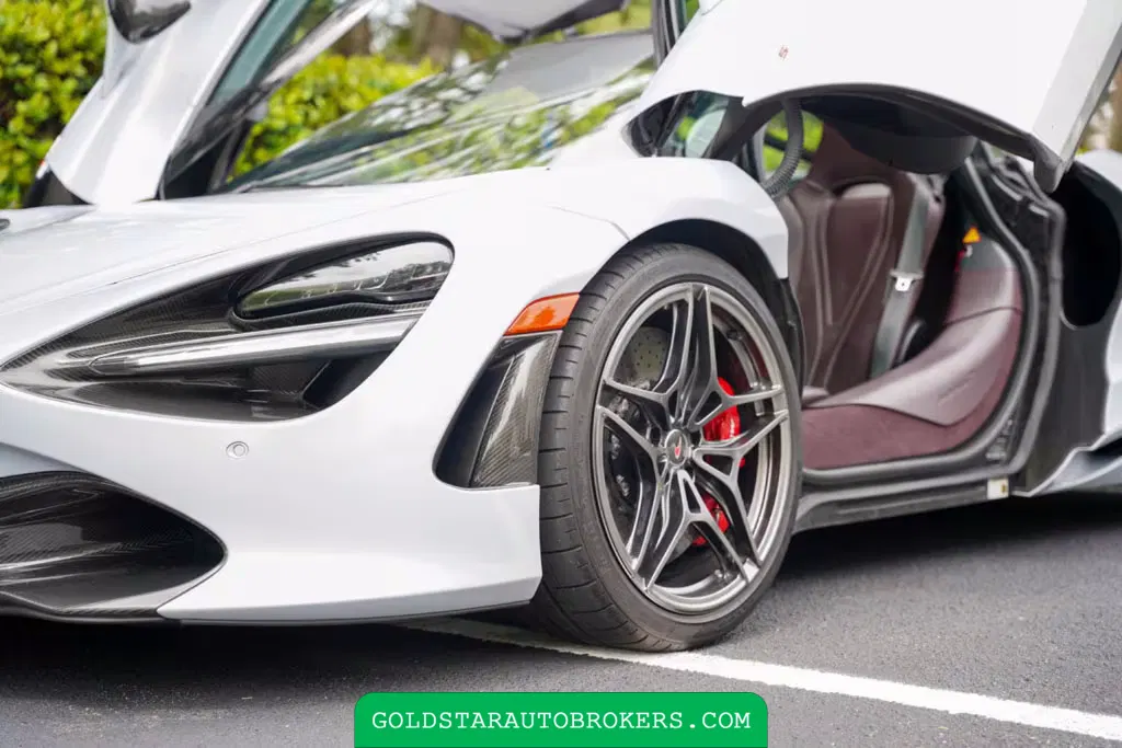 2018 McLaren 720S Luxury