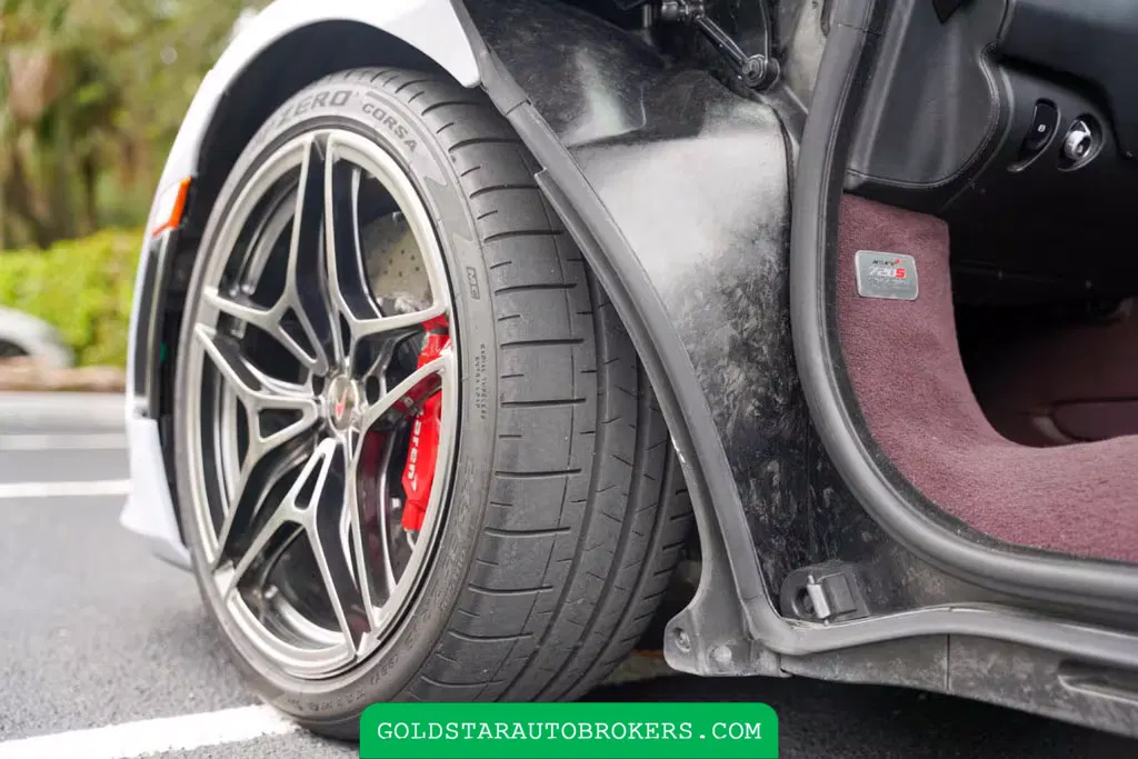 2018 McLaren 720S Luxury