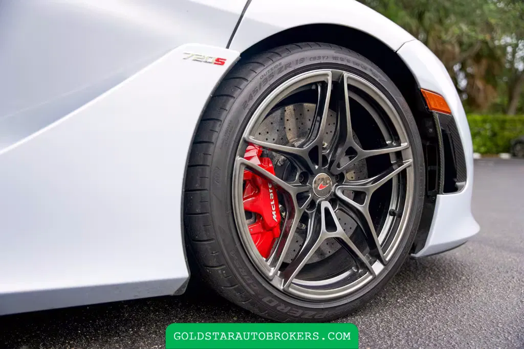 2018 McLaren 720S Luxury