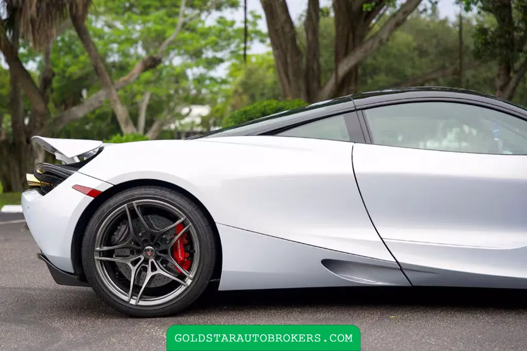 2018 McLaren 720S Luxury