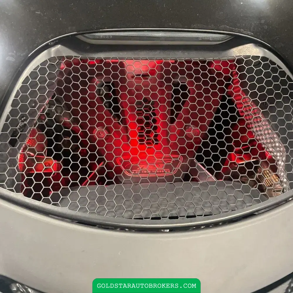 2018 McLaren 720S Base
