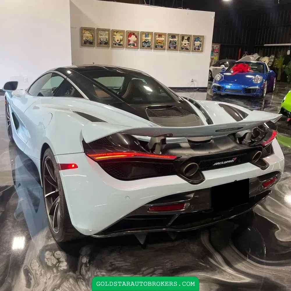 2018 McLaren 720S Base