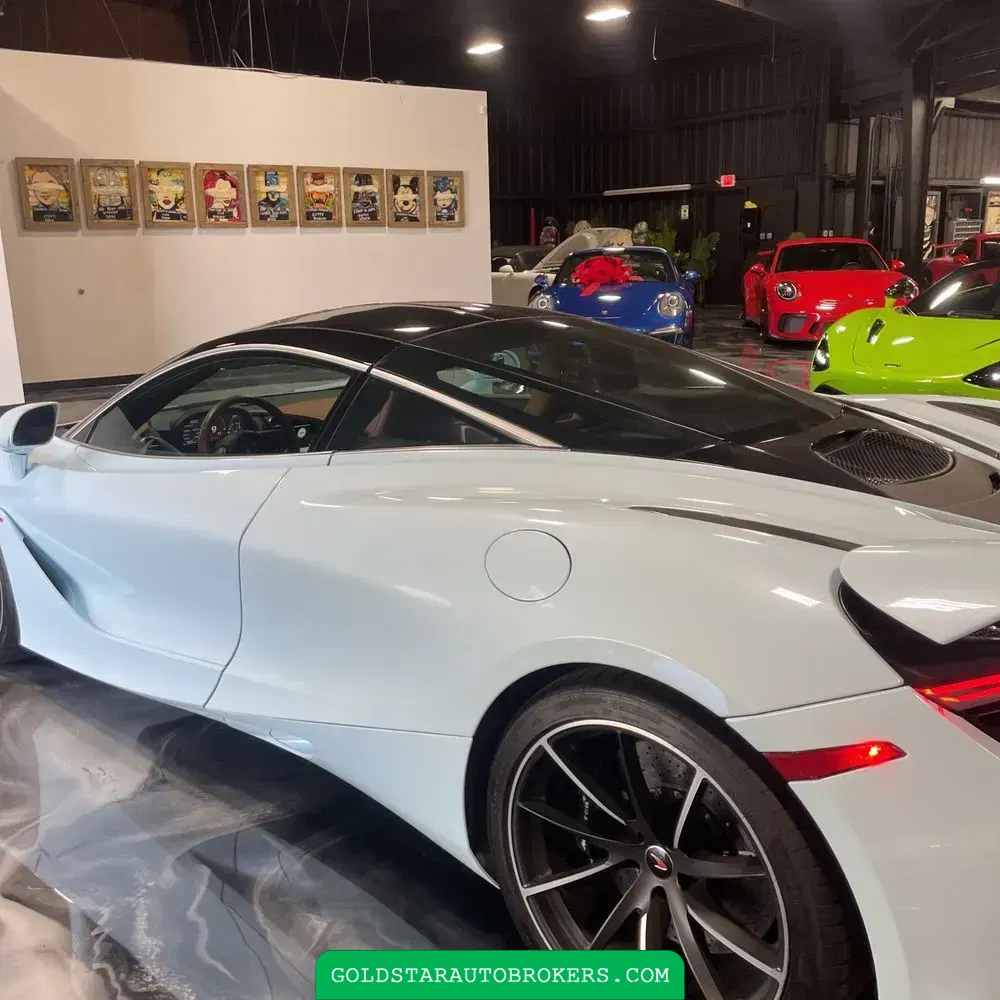 2018 McLaren 720S Base