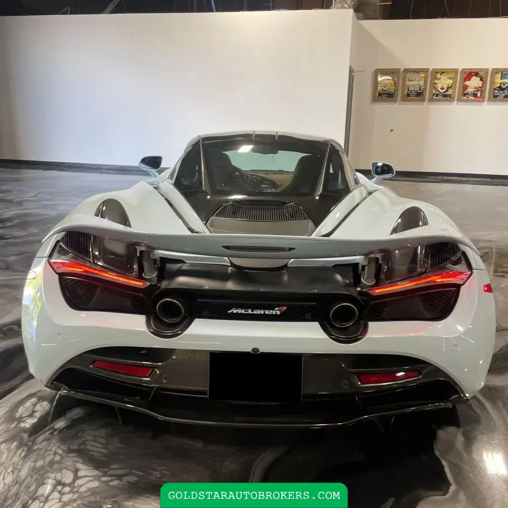 2018 McLaren 720S Base