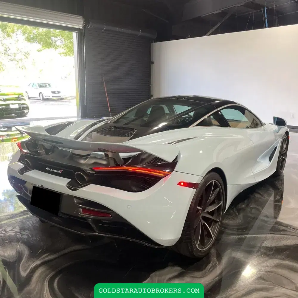 2018 McLaren 720S Base