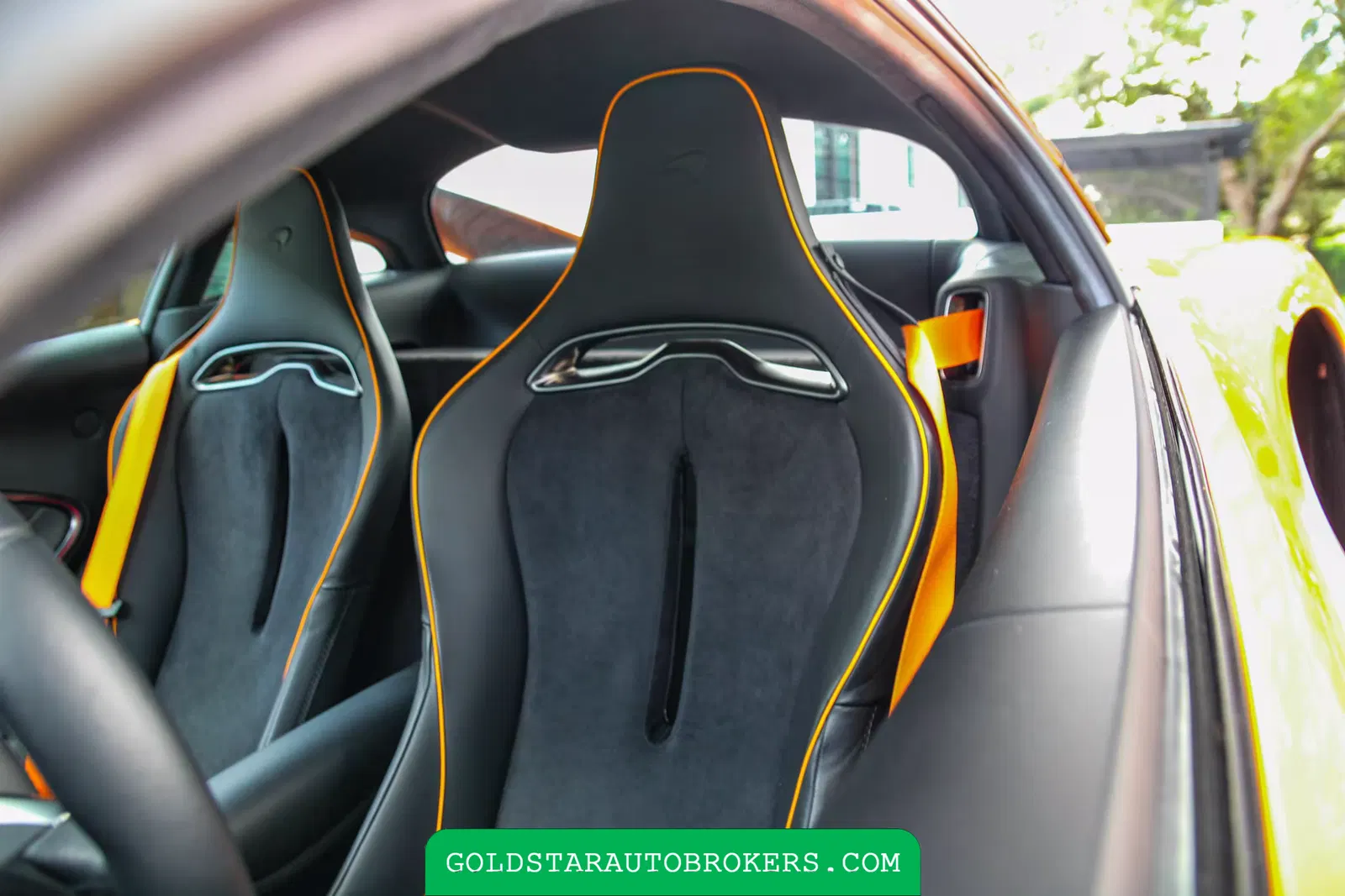 2023 McLaren Artura Performance