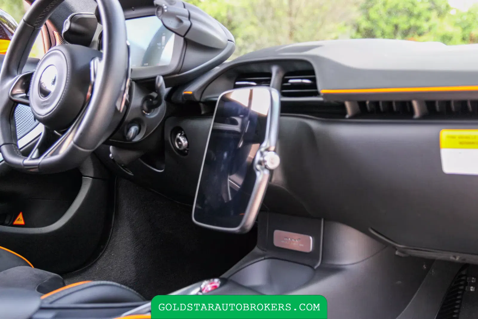 2023 McLaren Artura Performance