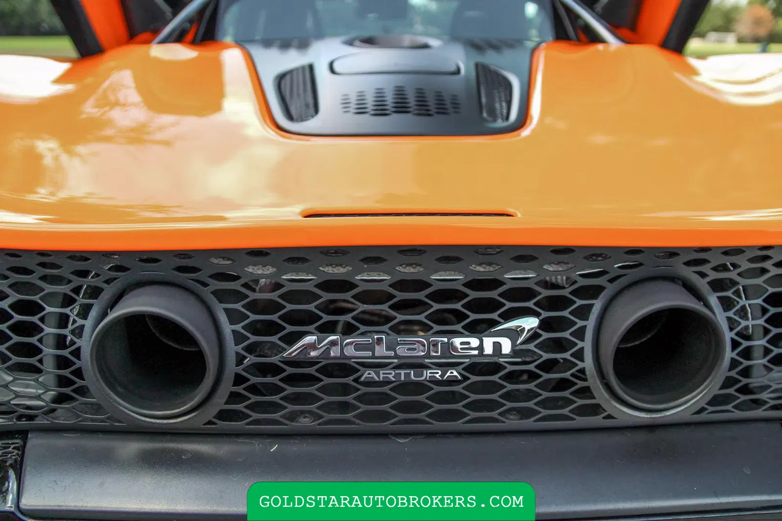 2023 McLaren Artura Performance