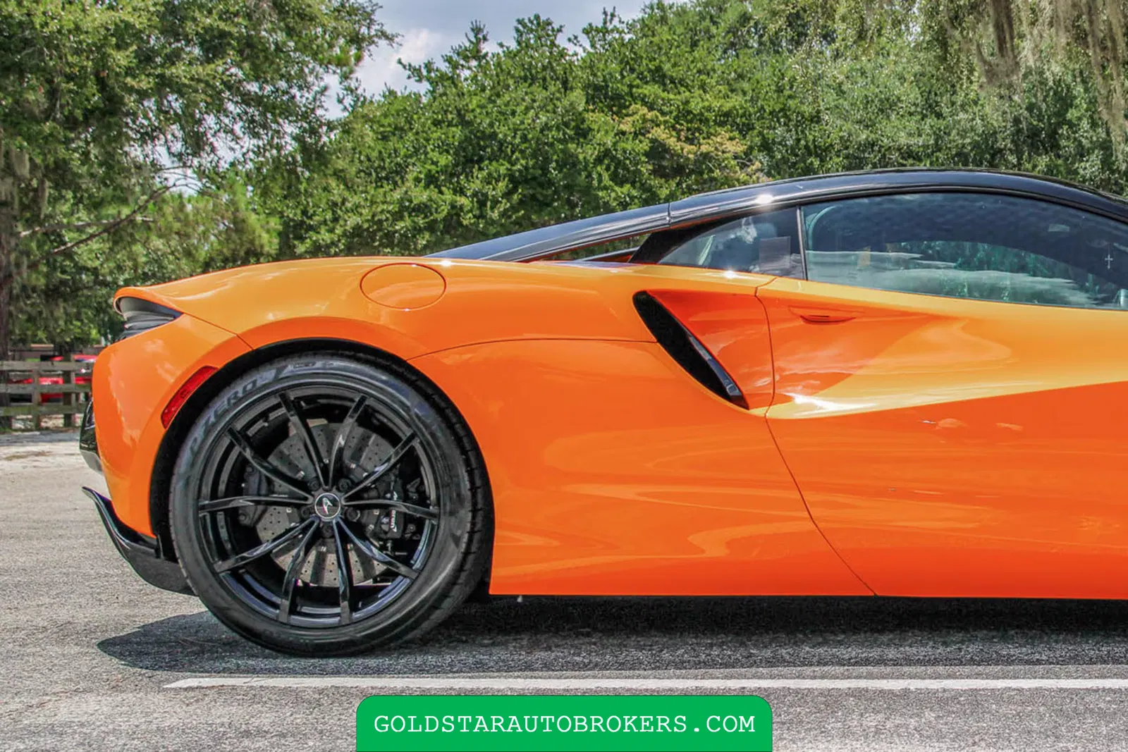 2023 McLaren Artura Performance