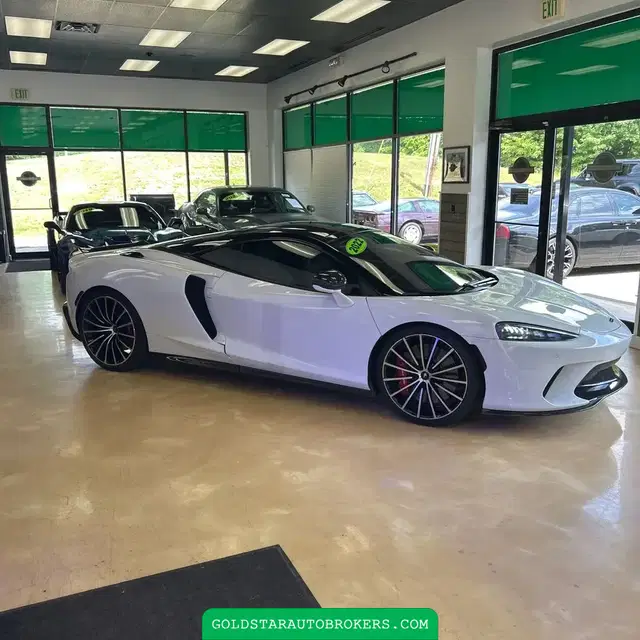 2022 McLaren GT Base 2D Coupe