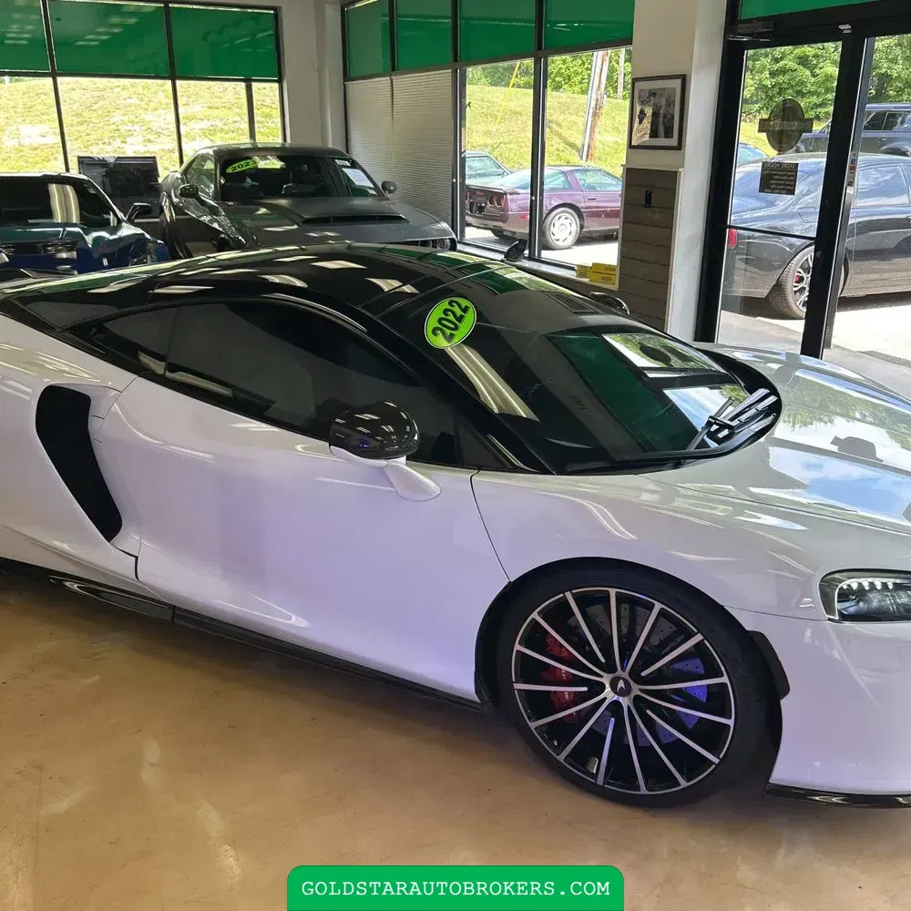 2022 McLaren GT Base 2D Coupe