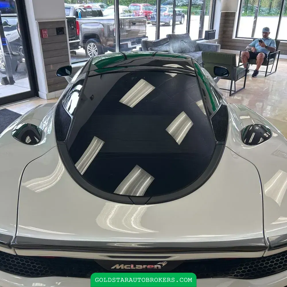 2022 McLaren GT Base 2D Coupe