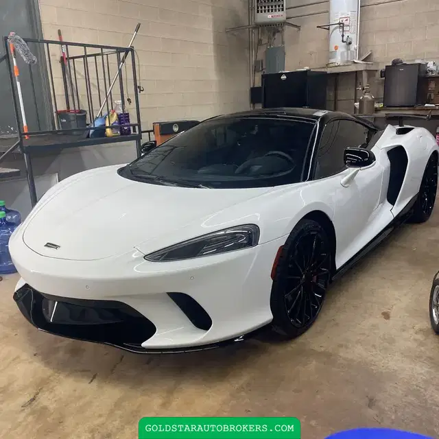 2022 McLaren GT Base 2D Coupe