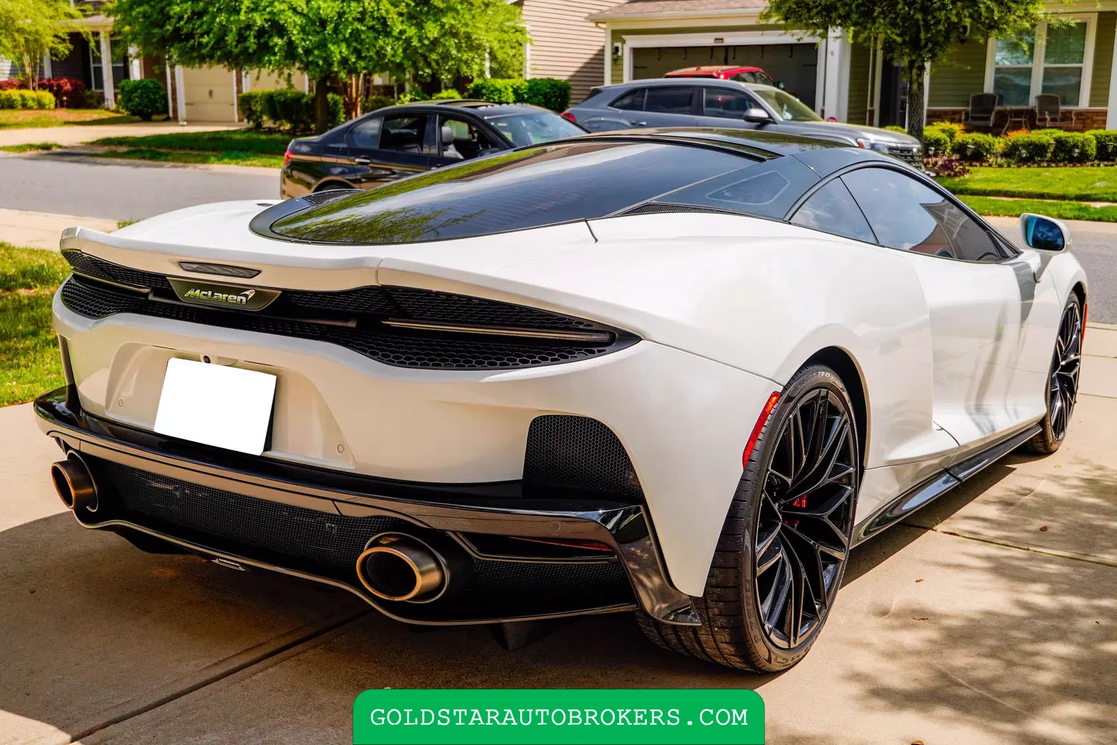 2022 McLaren GT