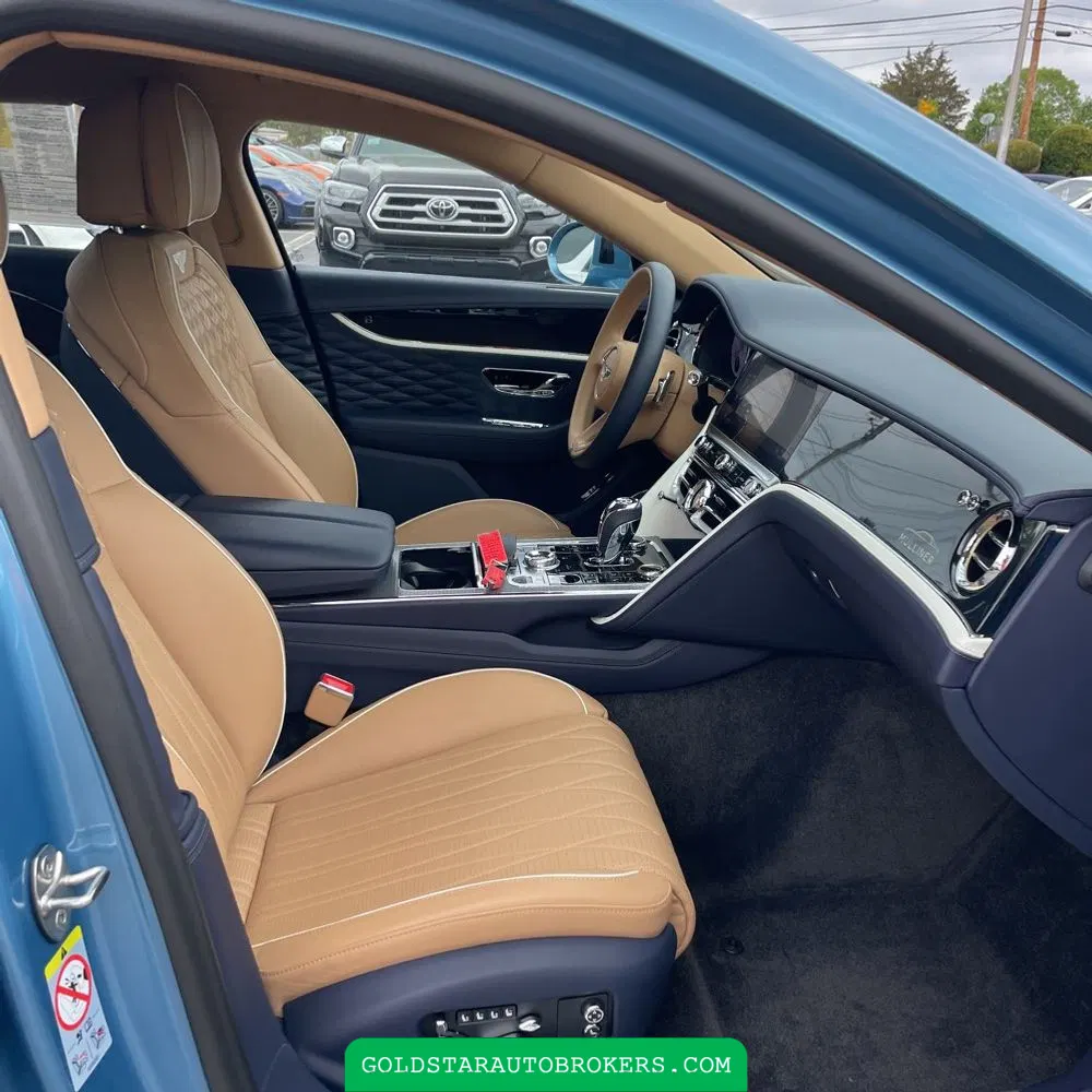 2023 Bentley Flying Spur V8