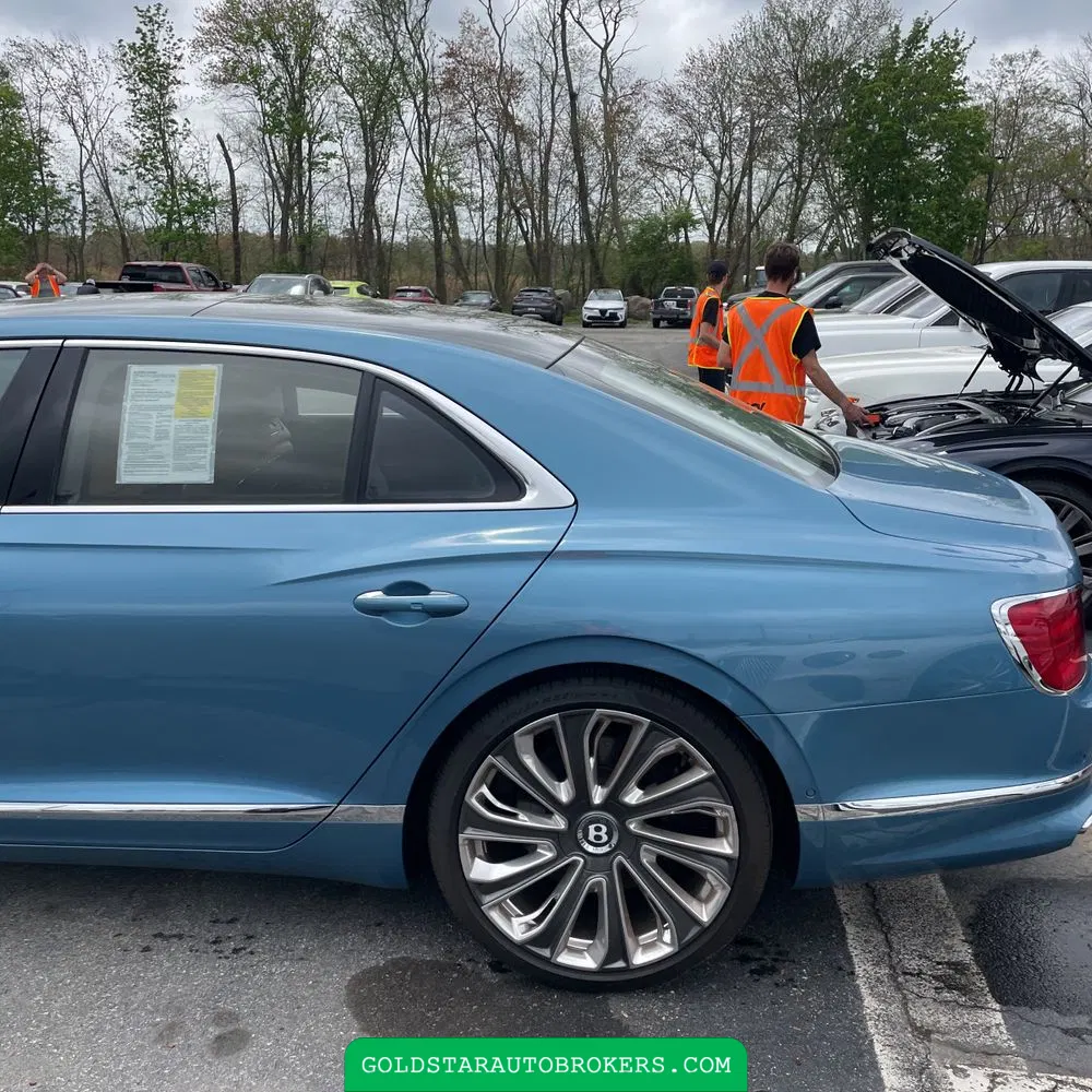 2023 Bentley Flying Spur V8