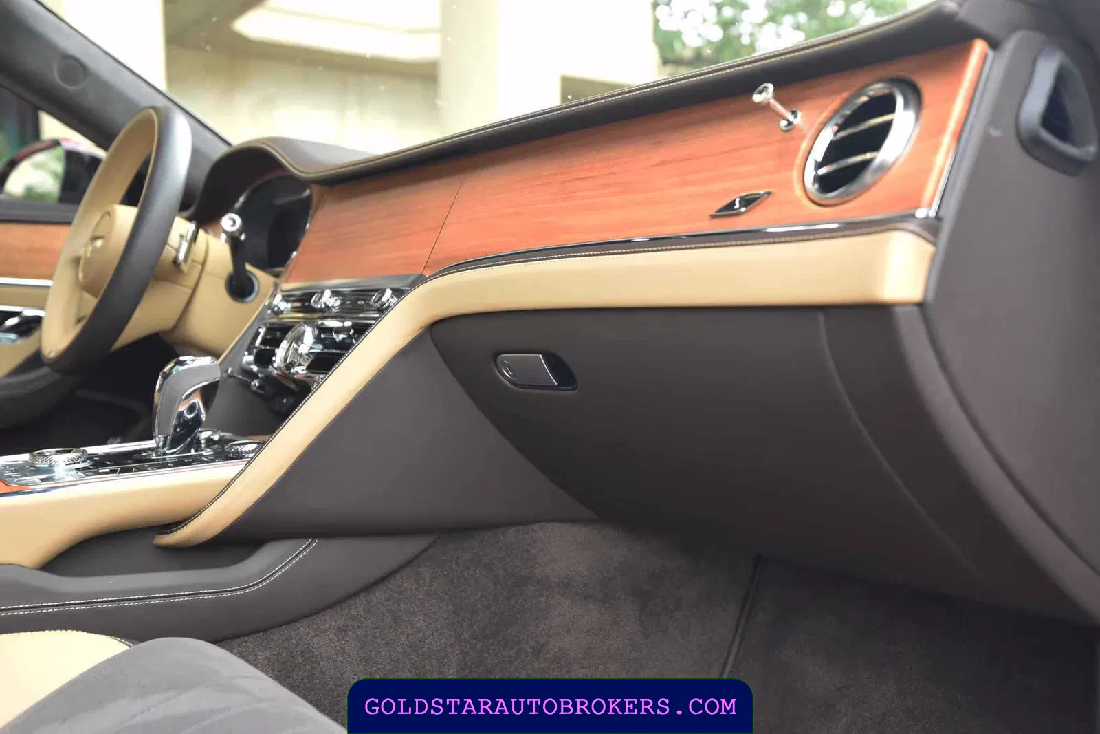 2023 Bentley Flying Spur V8 S