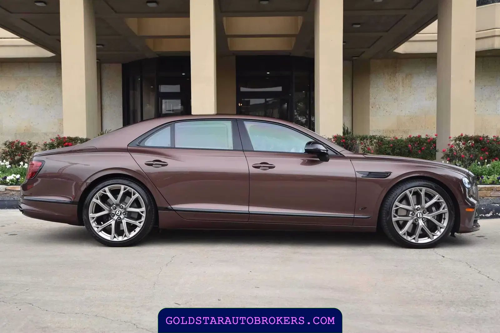 2023 Bentley Flying Spur V8 S