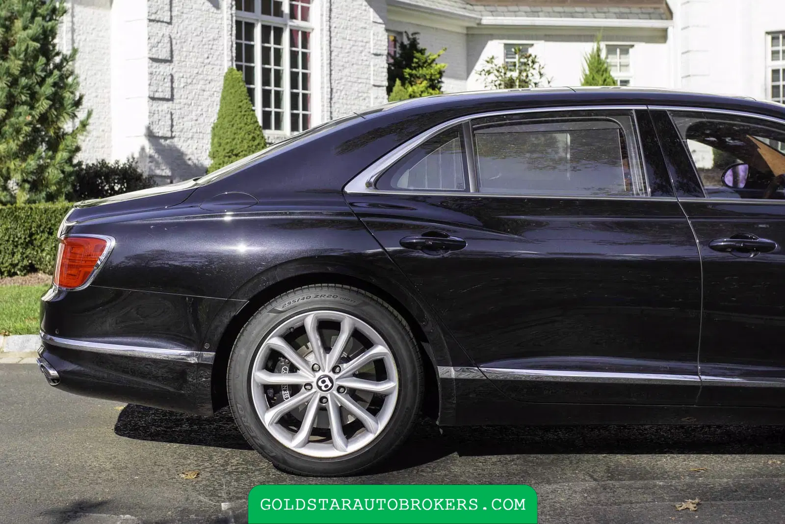 2022 Bentley Flying Spur V8