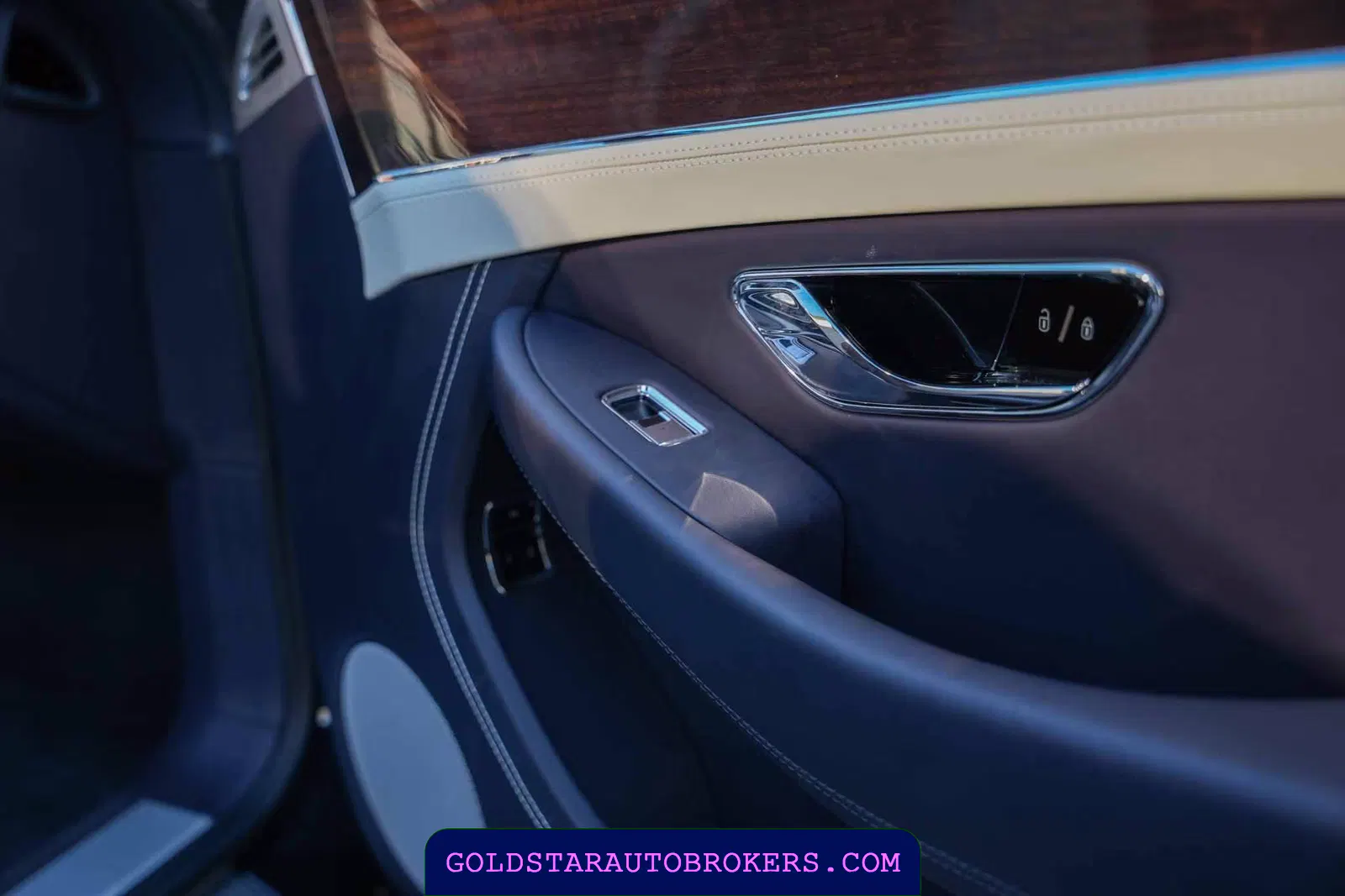 2022 Bentley Continental GTC V8