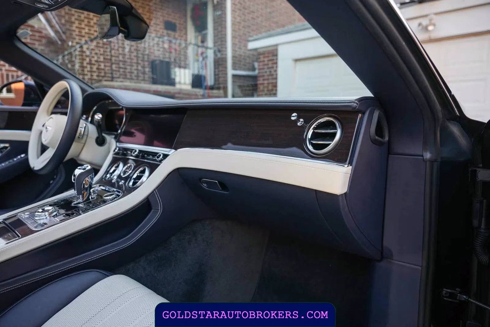 2022 Bentley Continental GTC V8