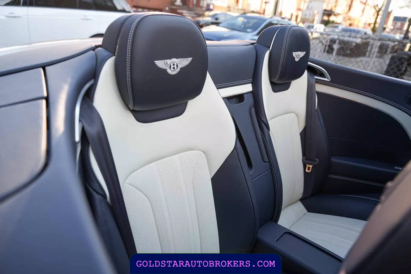 2022 Bentley Continental GTC V8