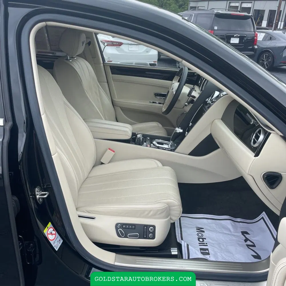 2015 Bentley Flying Spur Base