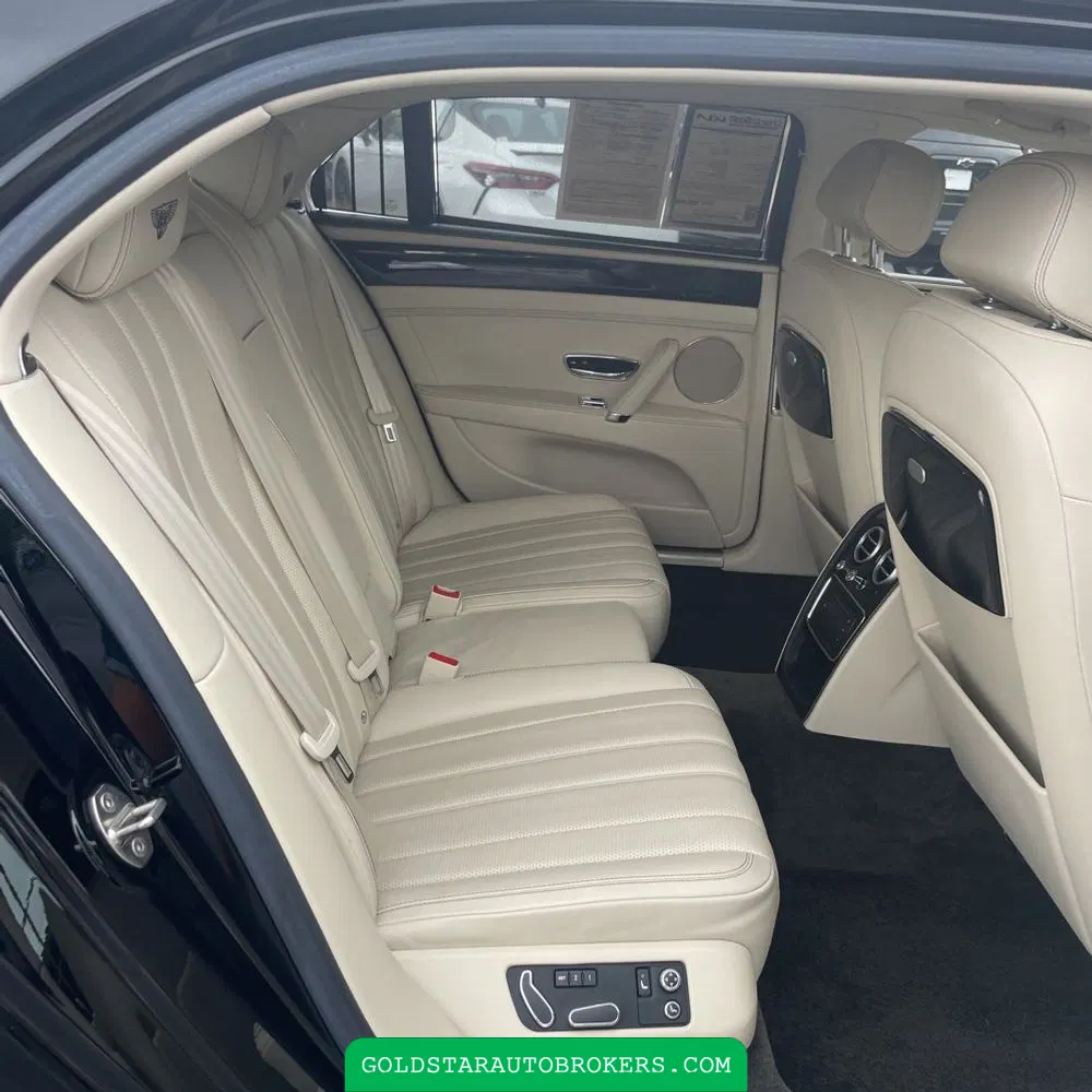 2015 Bentley Flying Spur Base