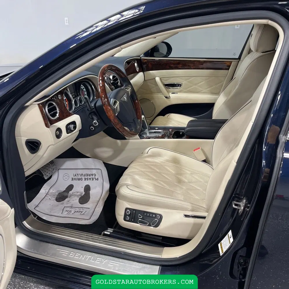 2015 Bentley Flying Spur Base